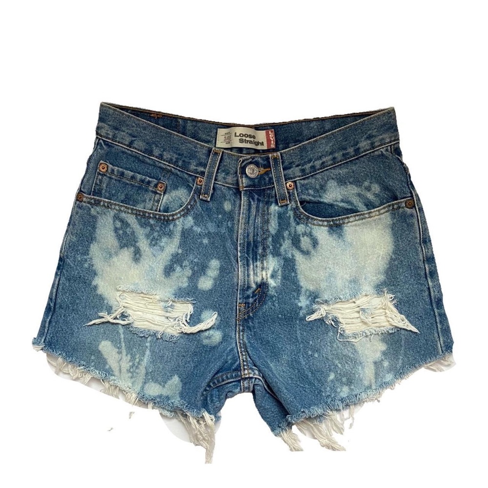 Levi’s denim shorts